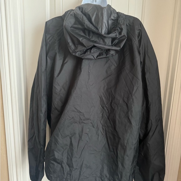 North Face Cyclone Anorak - Men’s Windbreaker in Black | Kangaroo Pocket Size M - Picture 4 of 9